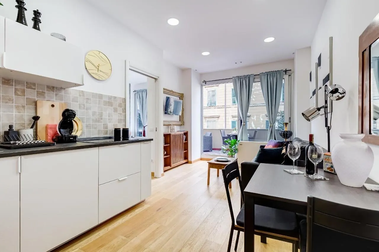 Lovely Home In The Center Of Rome, Fabrizia. Apartment Rome